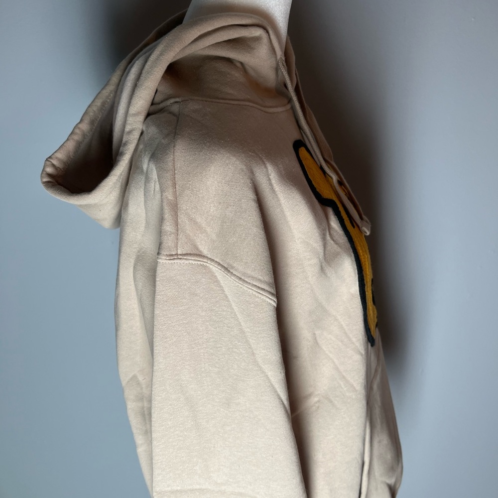 Women’s Winnie the Pooh hooded sweatshirt - Size: Large - Brand new with tags - Picture 2 of 8